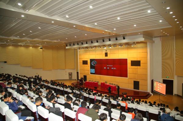 计算机学院蝉联冠军！2018年“成电杯”新生辩论赛闭幕