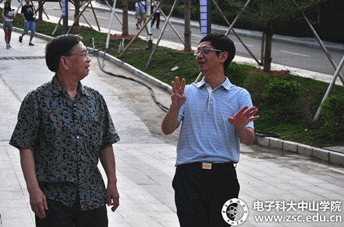 中山学院创始人之一邝锦洪访问中山学院