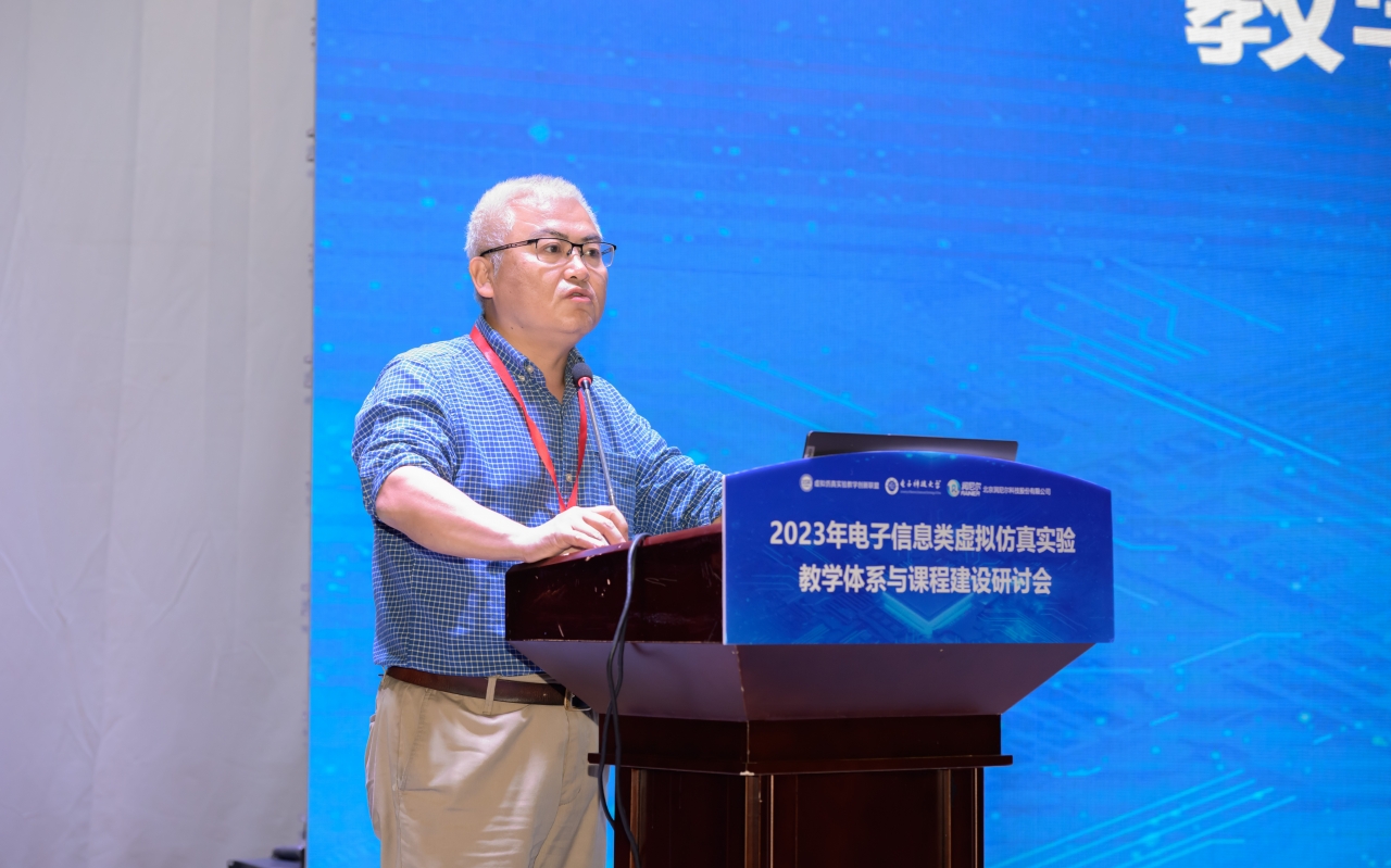 MEK_2469.jpg MEK_2469.jpg