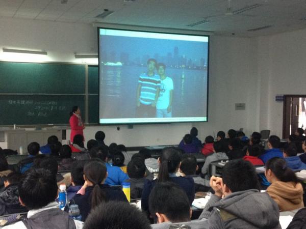 大学生物理学术竞赛宣讲会顺利举行