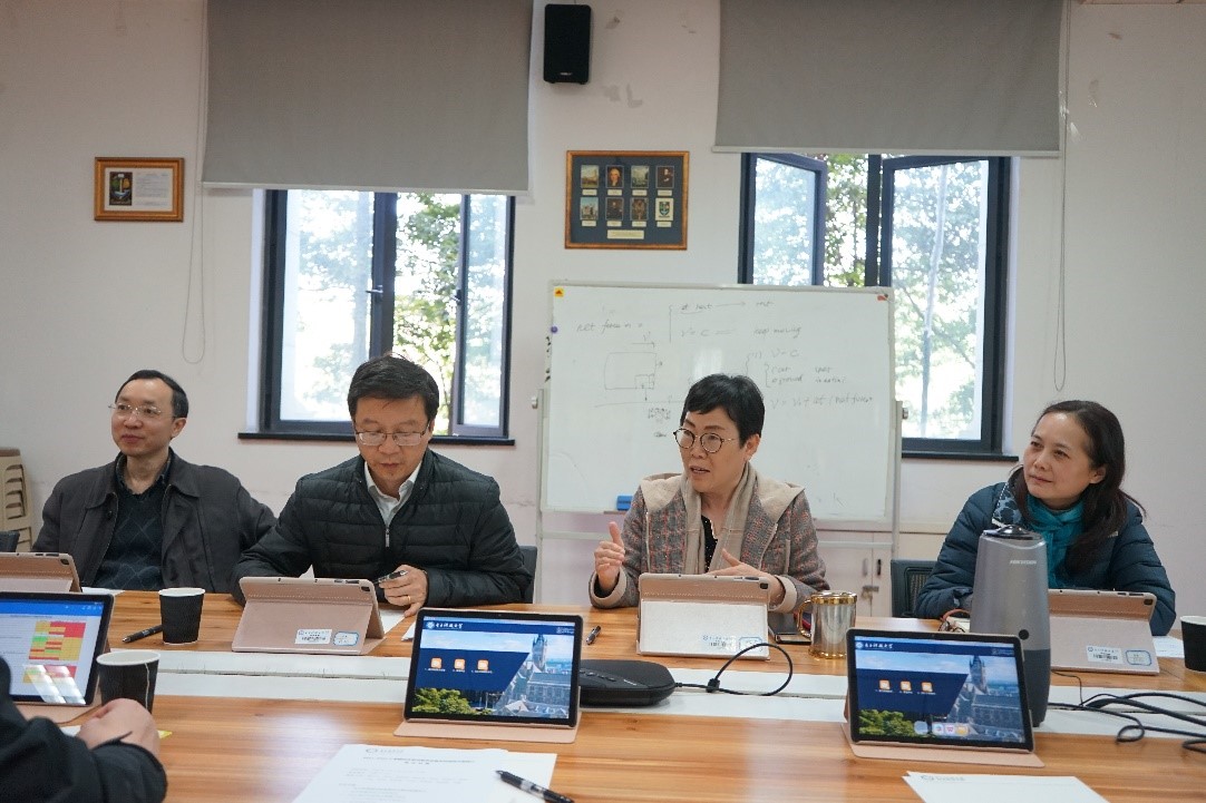 格拉斯哥学院召开中方学术委员会暨本科培养方案修订研讨会