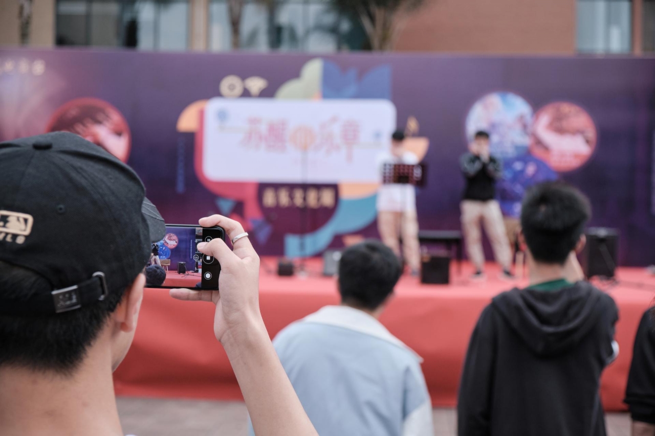 8AE332598BE078F0AE9B75DD2C8_97E8E12D_218