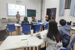 【研究生精品课程】围“桌”夜话  语述“汉外”