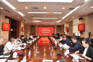 国家教育行政学院高校领导干部进修班赴川考察团来校考察