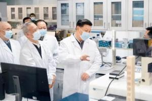 习近平：为打赢疫情防控阻击战提供强大科技支撑