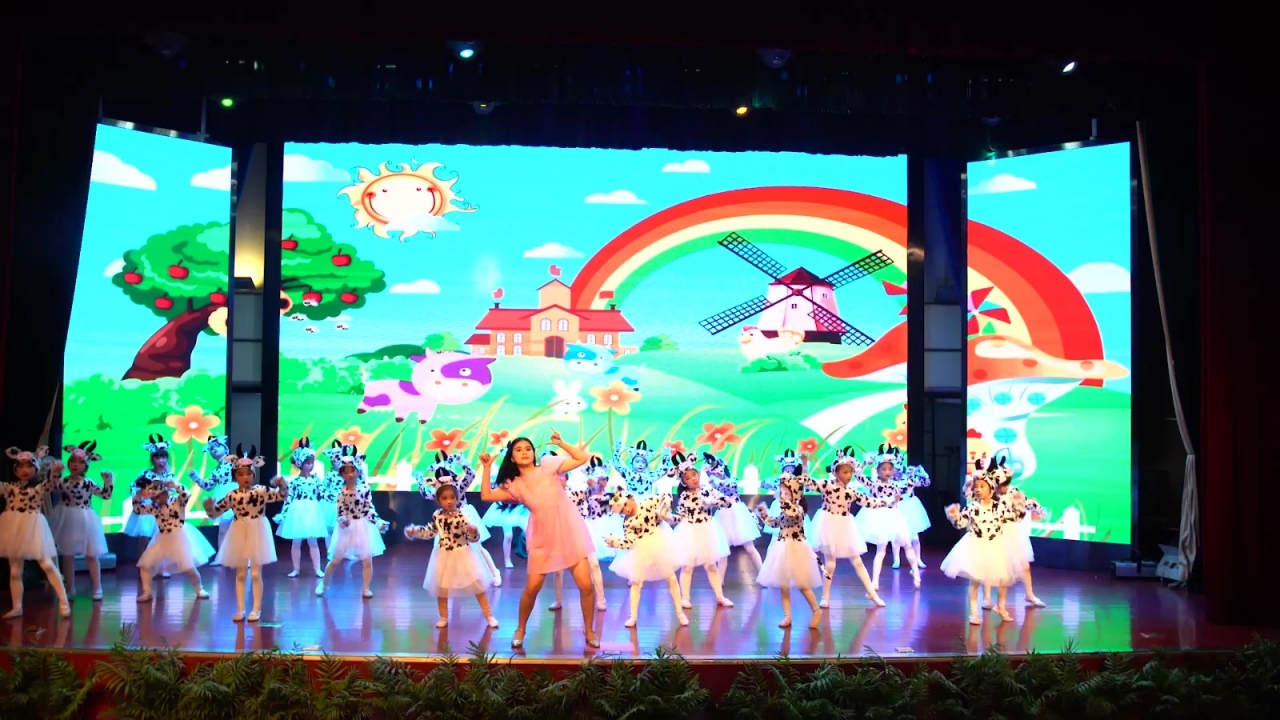 《牛气冲天》.jpg 90b5fd61a0a2ef2dc31864fcb29fc70c.jpg