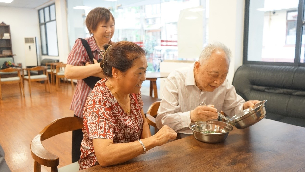 90e01b3da16bddcf663d035401a38ea8_448b2.j