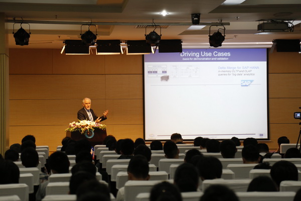 大师零距离解读计算机发展未来