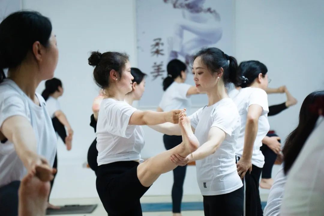 e1bf4441ef13d865815770e0da6047c4.jpg e1bf4441ef13d865815770e0da6047c4.jpg