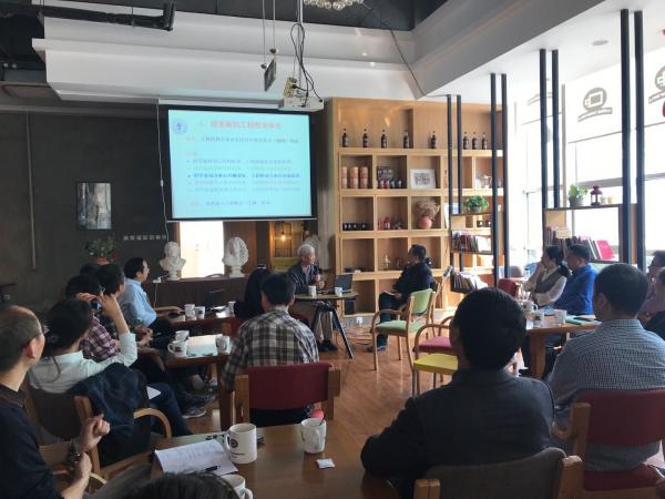 北京交通大学谈振辉教授、东南大学王志功教授做客教学工作坊