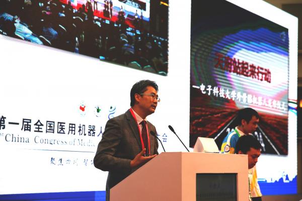 【两学一做】程洪：在教学与科研创新中践行共产党员的誓言