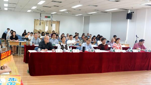 学校2018-2019学年青年教师教学竞赛举行