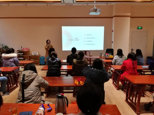 校工会举办讲座传授家居空间整理技巧