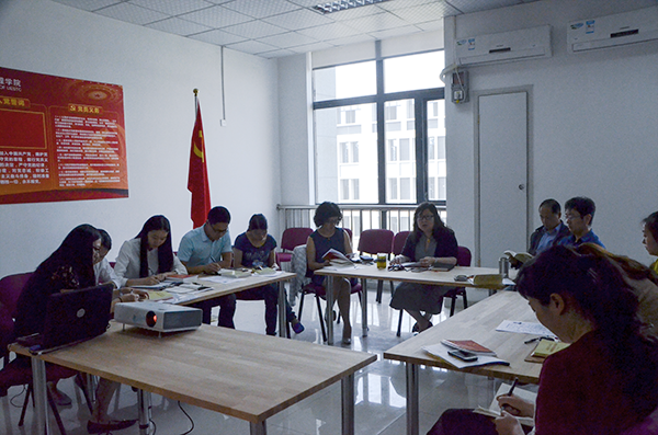 各单位深入推进“两学一做”学习教育活动