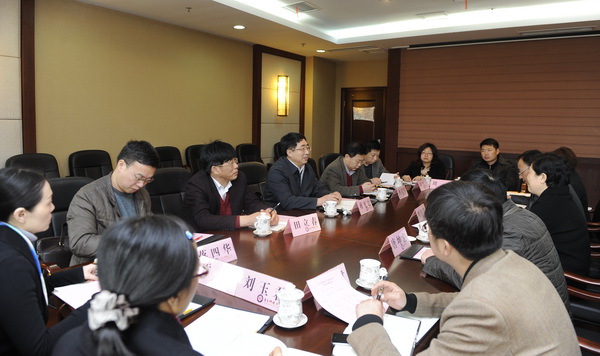 长江大学党委副书记蒋光忠来访我校