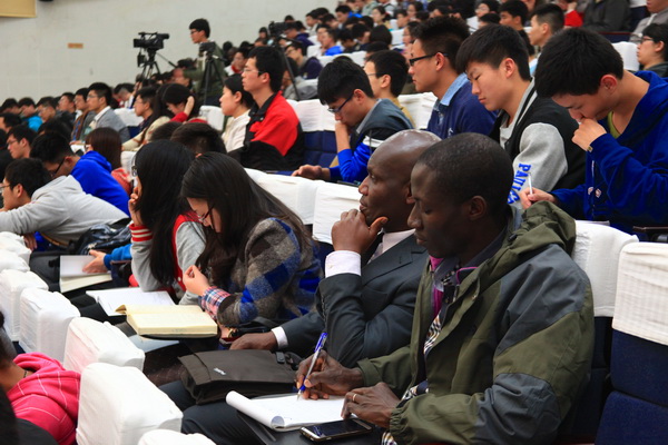 gelasige003.jpg 1426768974478524.jpg