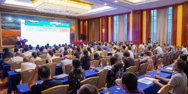 我校在“新工科与创新人才培养论坛”作交流发言