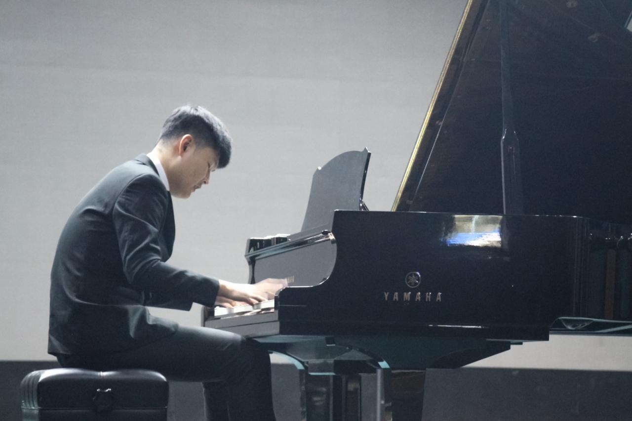 独奏六 (3).jpg 独奏六 (3).jpg