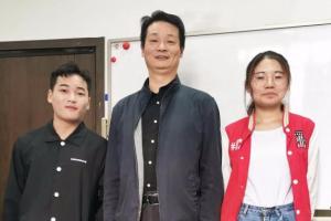 【研究生精品课程】传承为师之道  引导学生探索电磁波的秘密