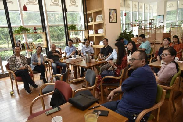 学校举办骨干教学队伍海外培训计划交流分享会