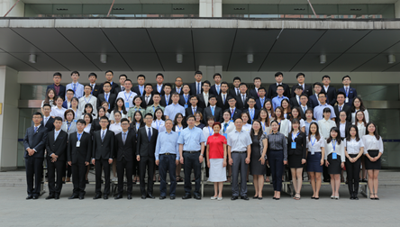 首届“双一流”高校研究生会主席峰会在我校举行