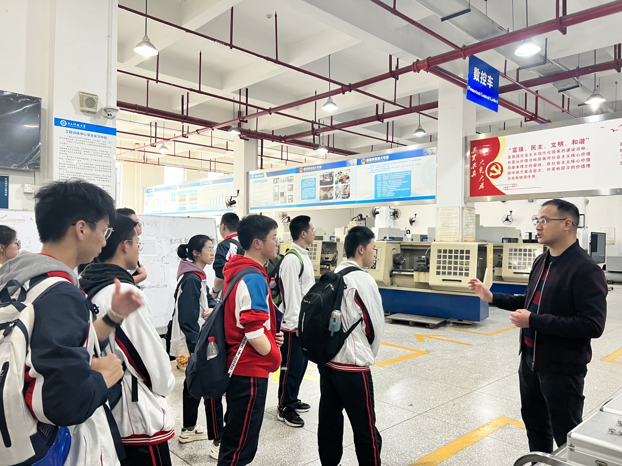 机电7.jpg 985443bc07fd62da61b6a688ec5e203c_54013.j