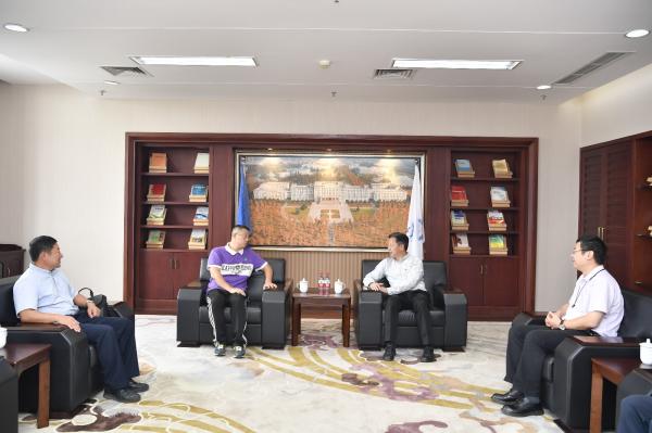 桂林电子科技大学党委书记张学洪来校访问