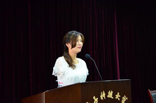 “助人为乐道德模范”雷庆瑶与成电学子畅谈人生