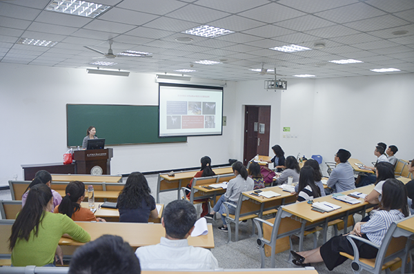 经济与管理学院开展安全工作专题会议