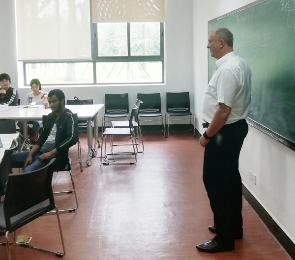 【国际学堂】SAP全球副总裁Matthias：创新与实践是思维和行动碰撞出的火花