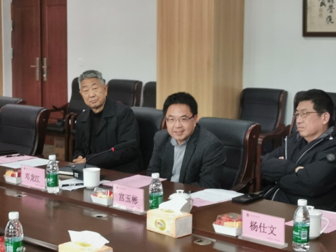 新闻照片4.jpg 新闻照片4.jpg