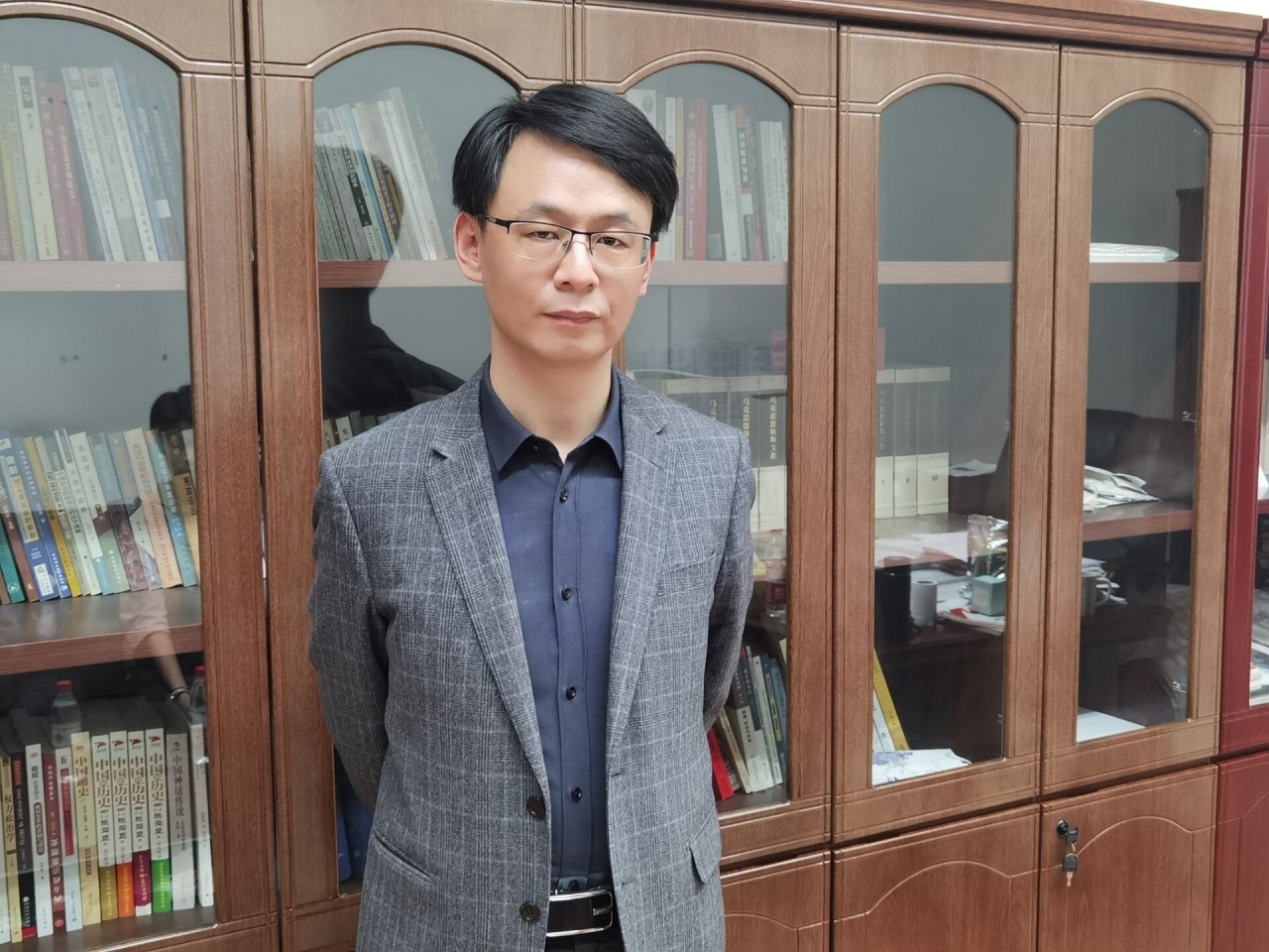 商继政 (3).jpg 商继政 (3).jpg