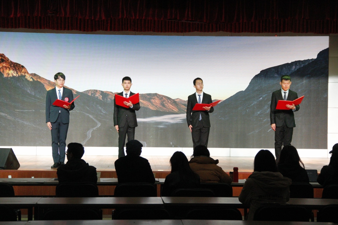 朗诵13 合照1.jpg 朗诵13 合照1.jpg