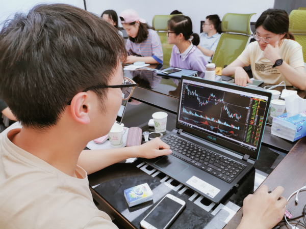 【实践】经管学院与信达期货2019年创业训练实践活动圆满结束