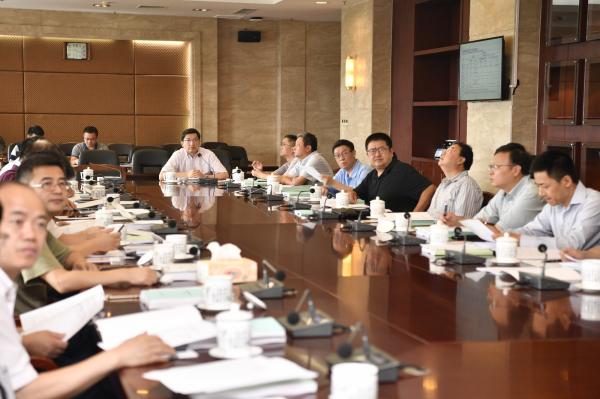 学校第九届学位评定委员会第十次全体会议召开