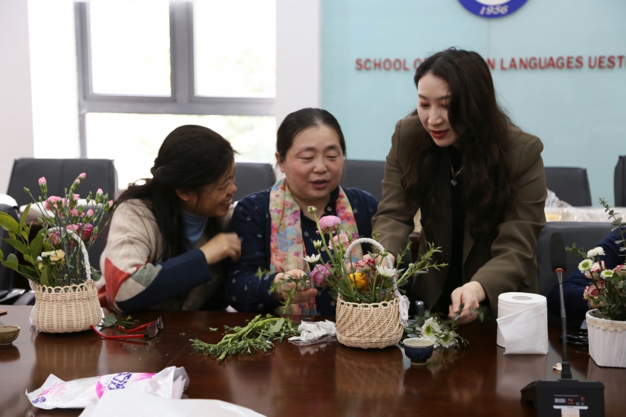 a137360b8aae3b6756938c786e6fbcb9_e215c.j