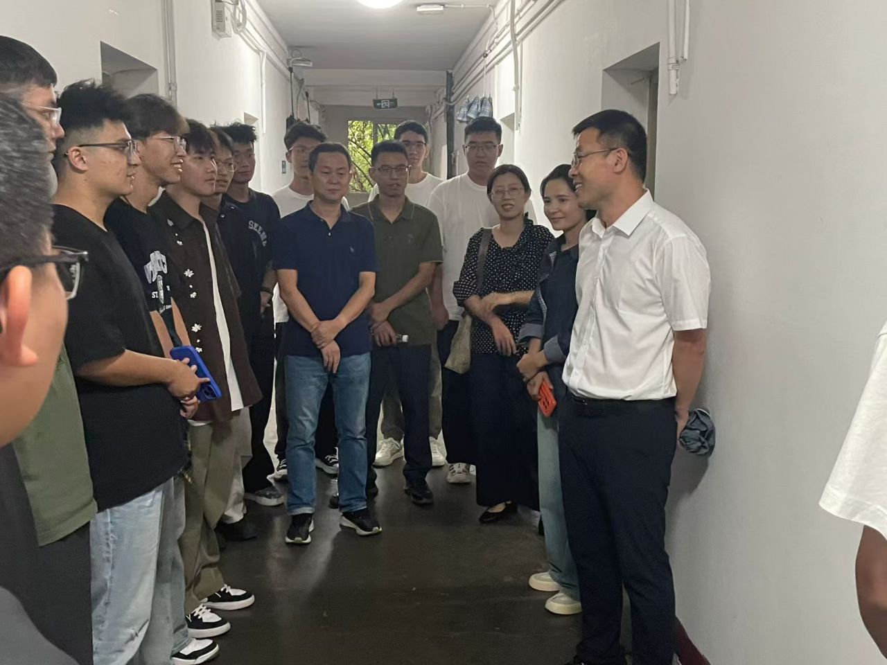 a2476f4a073a7105b28e43de94e0ca68_9d835.p