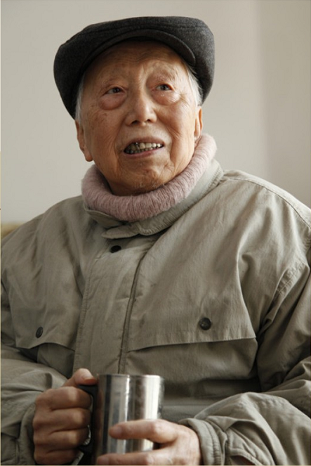 001-信息与通信工程学院 顾德仁.png