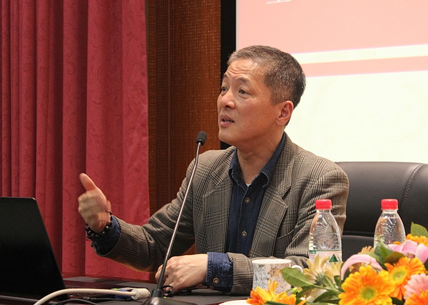 历史学家韩昇教授做客成电讲坛