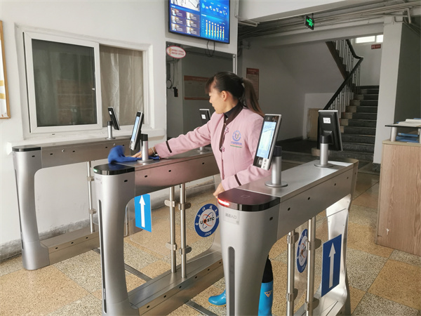 a452b0c489566eff88e63cb27facc2a1_13067.j