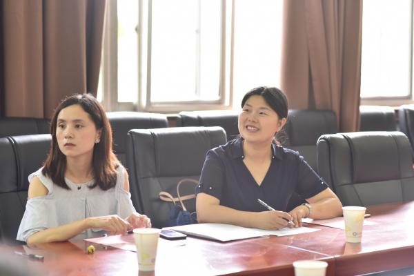 成都中科大旗软件有限公司来软件学院洽谈合作