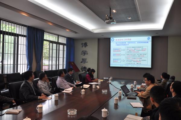 校领导深入学院开展专题调研