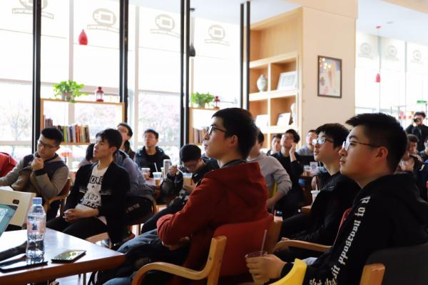 【成电下午茶】汤浩教授讲述当代大学生未来创新发展基础