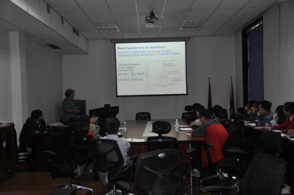 美国德州大学Sidney Lehky教授做客生命论坛