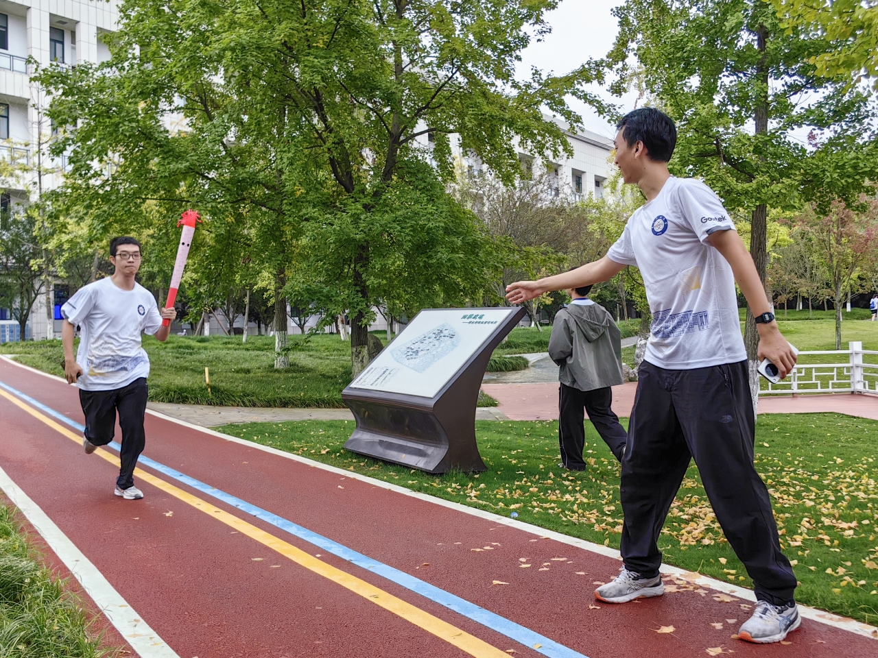 a6909cd56cd38e8ad863b119bf7f2bfa_14c1a.j