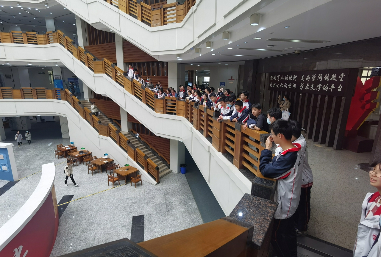 医学院1.jpg a6d90f941c81c805e145825f124b379f_54013.j