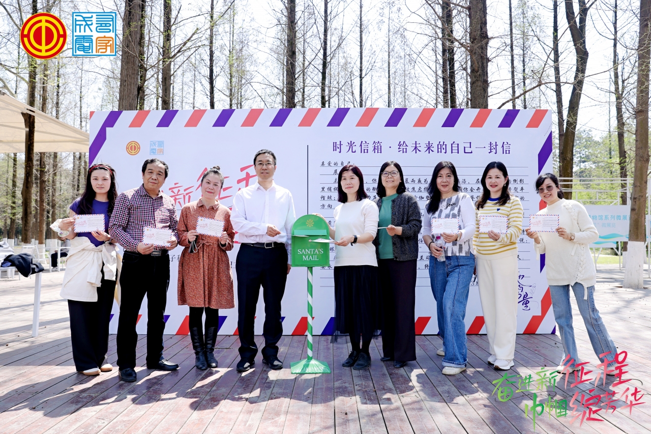 8P8A4999.JPG a73c68175f46152dea26ff088b0122d6_c16ac.j