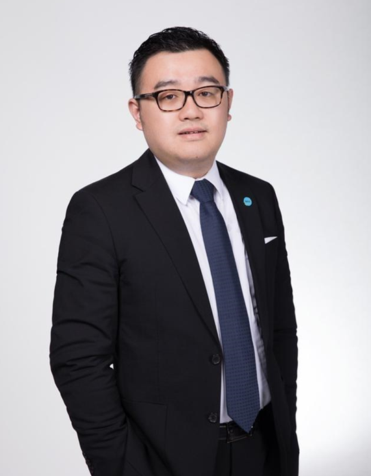 经管学院三名院友荣获“成都新经济百名优秀人才”称号