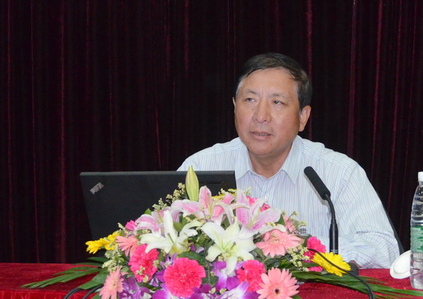 海军少将赵登平做客成电讲坛讲述海洋权益