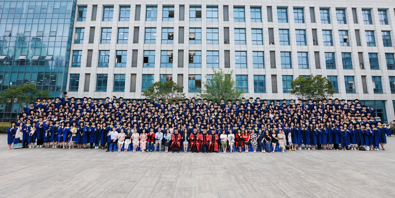 7915C35AD071FC20894DD94DEAB_82B6D906_7B5